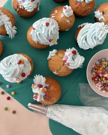 Cupcake challenge: 1 χρόνος cookout.gr