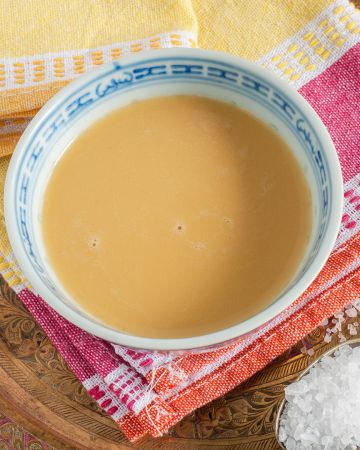 Po cha: Τι είναι επιτέλους αυτό το τσάι με βούτυρο που φτιάχνουν στο Θιβέτ;