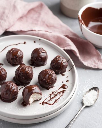 Σοκολατάκια με γέμιση καρύδας