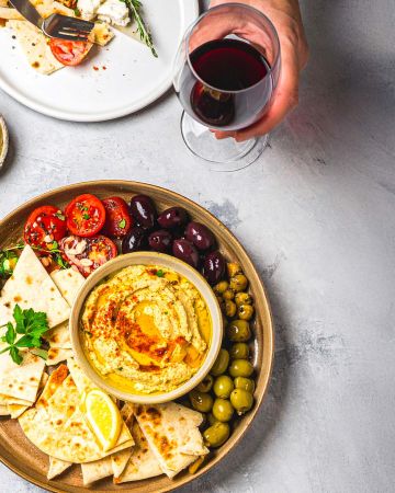 Ντιπ με vegan γιαούρτι και κάρι 