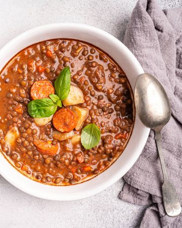 Φακές σούπα με τσορίθο 