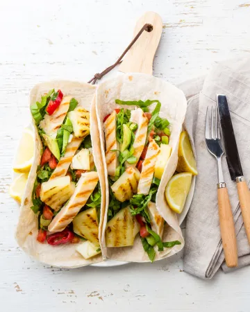 Tacos με κοτόπουλο & καπνιστή πάπρικα 