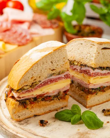 Muffuletta sandwich