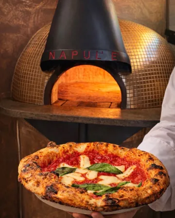 The Best Pizza Awards 2026: Η καλύτερη πίτσα του κόσμου σερβίρεται στη Βάρη 
