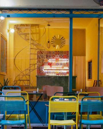 Ψήνεσαι για ethnic; Το La Cantina στα Εξάρχεια τα ’χει όλα La Cantina στα Εξάρχεια