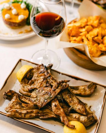 Basegrill Γλυφάδας: Κρεατοφαγία αξιώσεων - και - στα νότια προάστια