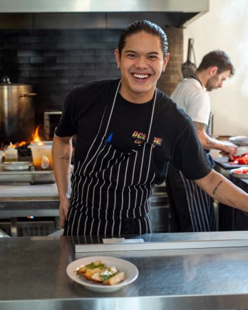 Πλυτά, το γαστρο-καφενείο της πλατείας 