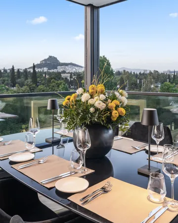 Pasithea: Ένα rooftop στη συμβολή της Καλλιρόης με τη Βουλιαγμένη