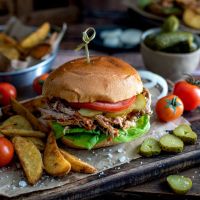 Pulled pork burger