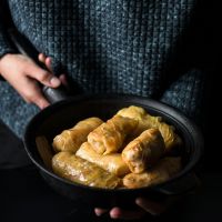 Λαχανοντολμάδες με θαλασσινά