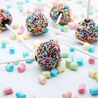 Cake pops με επικάλυψη σοκολάτας