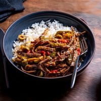 Κουβανέζικο ropa vieja στη χύτρα ταχύτητας 