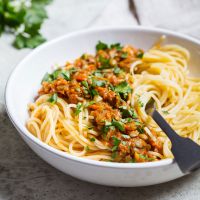 Σπαγγέτι με κόκκινη σάλτσα φακής (vegan ραγού) 
