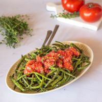 Αμπελοφάσουλα με τριμμένη ντομάτα