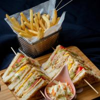 Club sandwich με κοτόπουλο