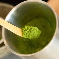 Η έκρηξη του matcha συνεχίζεται, αλλά μήπως η Ιαπωνία ξεμείνει από απόθεμα;