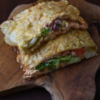 Wrap πατάτας φούρνου με κοτόπουλο