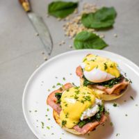 Αυγά Μπένεντικτ (eggs Benedict) 