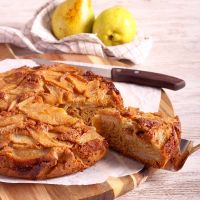 Κέικ με αχλάδια