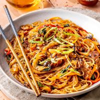 Japhae: Κορεάτικο stir fry με noodles