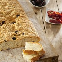 Λαγάνα με ελιές 