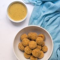 Κεφτεδάκια φακής με σως κάρι