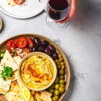 Ντιπ με vegan γιαούρτι και κάρι 