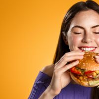 Burger: 12 συνταγές για να το απολαύσεις όπως του αξίζει