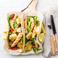 Tacos με κοτόπουλο & καπνιστή πάπρικα 