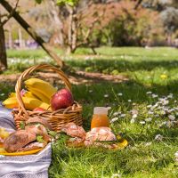 Πρωτομαγιάτικο πικ νικ: μια μικρή απόδραση που δεν χρειάζεται μεγάλη προσπάθεια