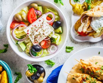 Η ελληνική κουζίνα είναι η δεύτερη καλύτερη στον κόσμο, σύμφωνα με το Taste Atlas 