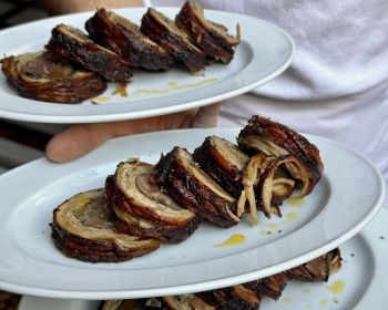 Το Μανάρι γιορτάζει την ημέρα των Αγ. Θεοδώρων με τσίπουρο, λουκούμι και άρτο