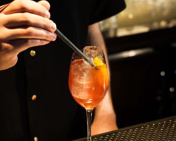 The 50 Best Bars 2026: Τρία μπαρ της Αθήνας στα 50 καλύτερα του κόσμου – Στην 5η θέση το Line