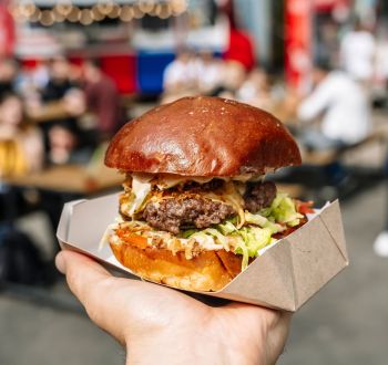 Το Burger Fest έρχεται στο Παλιό Αμαξοστάσια στο Γκάζι 