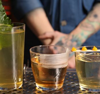 Το Ekiben της Γλυφάδας; υποδέχεται για μια βραδιά το Bar in Front of the Bar