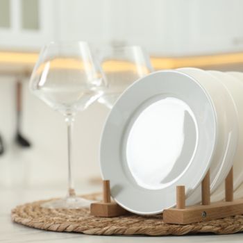 Πλυντήριο πιάτων ή πλύσιμο στο χέρι; Ποιο είναι πιο οικονομικό 