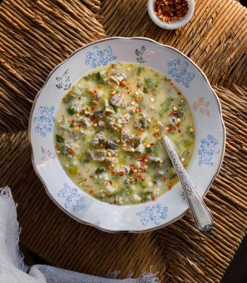 Μαγειρίτσα για το Πάσχα