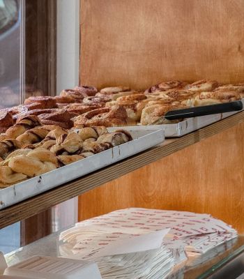 Batard: Το νέο microbakery του Παγκρατίου που ήδη κάνει χαμό 