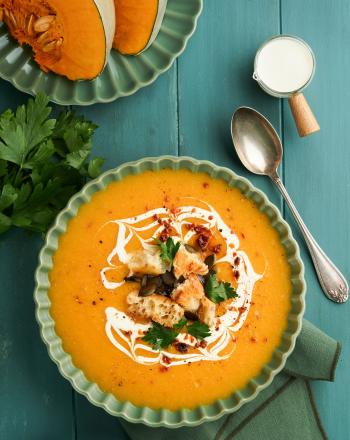 Vegan πικάντικη σούπα με κολοκύθα και καρότο Σούπα κολοκύθα καρότο