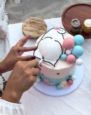 Gender Reveal Cake