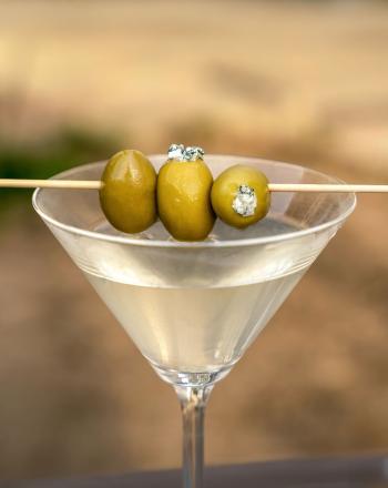Τι είναι το filthy dirty Martini;