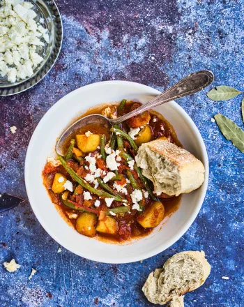 Greek green bean stew in tomato sauce (Fasolakia)