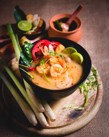 Tom Yum Goong – Πικάντικη ταϊλανδέζικη σούπα με γαρίδες Tom Yum Goong – Πικάντικη ταϊλανδέζικη σούπα με γαρίδες