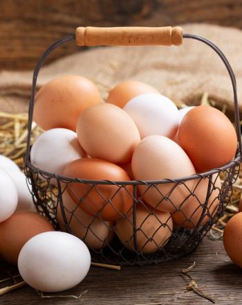 Διαφορά καφέ και λευκών αυγών