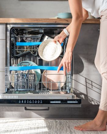 Πώς καθαρίζεις το πλυντήριο πιάτων