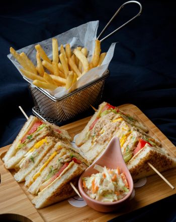 Club sandwich με κοτόπουλο