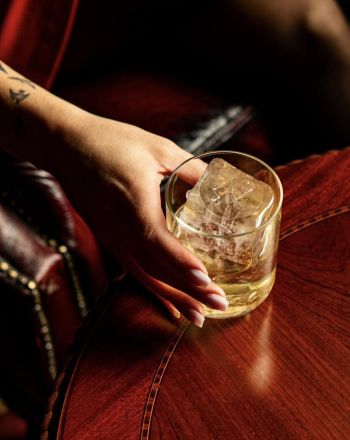 Επιστρέφει το 42 bar στο Κολωνάκι