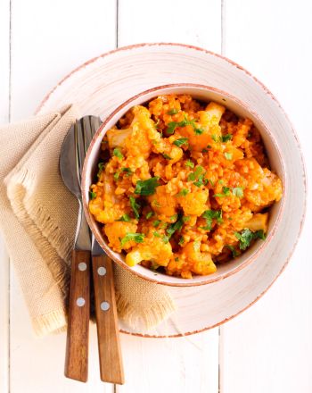 Κουνουπίδι γιαχνί με πλιγούρι