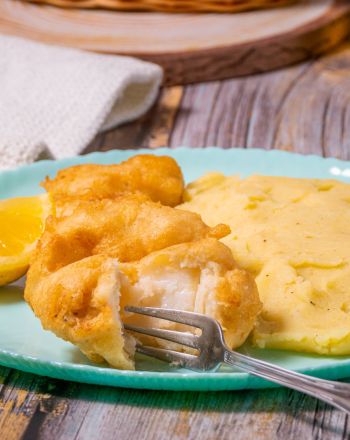 28η Οκτωβρίου: Γιατί πολλοί μπερδεύονται και τρώνε μπακαλιάρο σκορδαλιά 