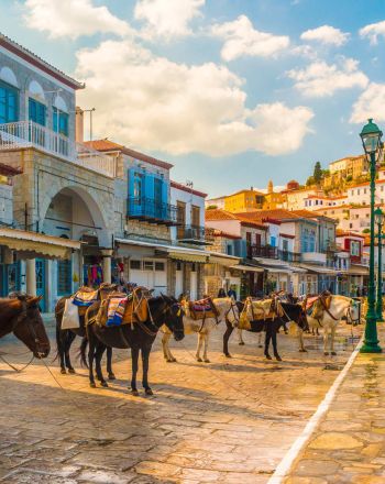 Ύδρα: Όσα αξίζει να δεις και να δοκιμάσεις στο νησί